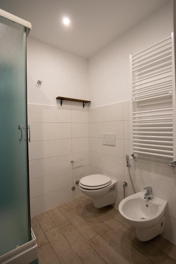 Un Posto Al Sole Bed & Breakfast Molino Nuovo  Exterior photo